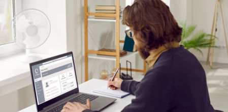 Las pequeñas empresas deberán adaptar sus sistemas de control horario a un modelo 100% digital