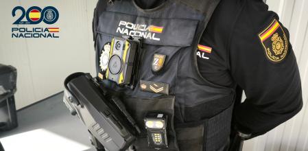 Foto de recurso de un agente de la Policía Nacional