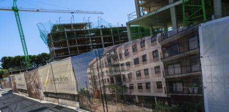 La escasez de oferta de vivienda es la principal causa de la subida de precios, según el sector y los economistas