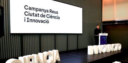El concejal de promoción económica, Josep Baiges en la presentación de la marca Reus Ciudad de Ciencia e Innovación.