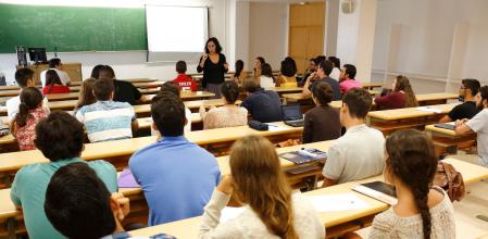 Imagen de estudiantes dando clase en un instituto de Andalucía&nbsp;
