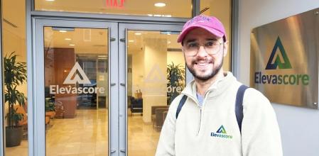 Fran Peinado, fundador de Elevascore, impulsó la plataforma tras detectar la falta de soluciones de RRHH accesibles para pequeñas y medianas empresas