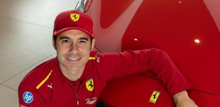Entrevista al piloto MIGUEL MOLINA Ferrari Cars Gallery