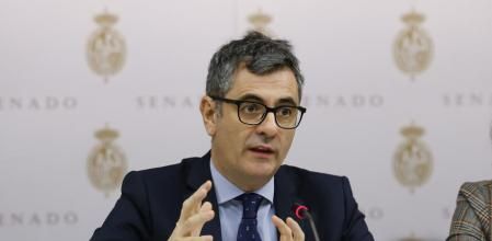 MADRID, 04/12/2025.- El ministro de la Presidencia, Justicia y Relaciones con las Cortes, Félix Bolaños, durante su comparecencia a petición propia en la Comisión de Justicia del Senado para presentar el proyecto de Ley de Enjuiciamiento Criminal (Loecrim), este jueves en Madrid. EFE/ J.J.Guillén