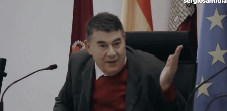 Miguel Anxo Bastos, doctor en Economía y anarcocapitalista: “Las pensiones son sostenibles y se van a seguir pagando, pero ¿a costa de qué?”