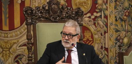 L'alcalde de Lleida, Fèlix Larrosa, durant un ple