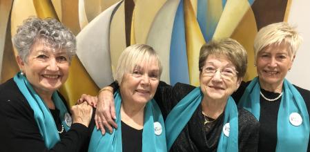 : Montse Torres (74), Maria Teresa Granero (78), Pepi Morillo (77), Conxita Avellanet (80), integrantes de la coral Vox Molieribus (Voz de Mujeres)