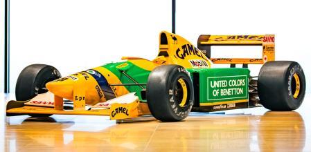 El vehículo se encuentra actualmente restaurado y puede rodar igual que el primer día.