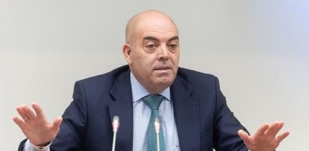 El presidente de ATA, Lorenzo Amor, durante una rueda de prensa, en la sede de la CEOE, a 12 de enero de 2026, en Madrid (España). Durante su comparecencia ha presentado el Barómetro de ATA correspondiente al cierre de 2025.