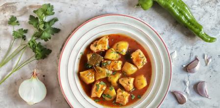 Guiso de salmón estilo marmitako