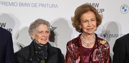 La Reina Sofía y la Princesa Irene de Grecia, en la 37º edición de los Premios BMW de Pintura, celebrados, en octubre de 2022, en el Teatro Real