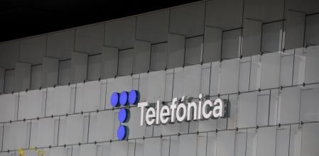 Edificio de la sede de Telefónica, en Madrid, (España)