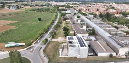 Vista aérea del ámbito en el que se construirá el futuro campus de la salud de Girona, al pie del actual hospital Santa Caterina de Salt.