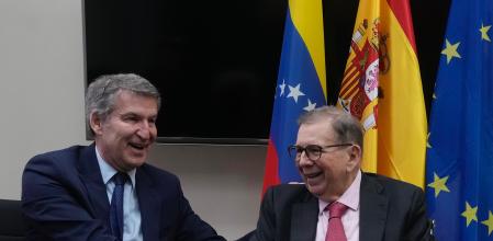 Alberto Núñez Feijóo y Edmundo González