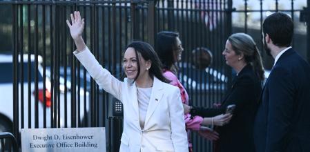 L’opositora veneçolana, María Corina Machado, sortint ahir de la Casa Blanca després d’un dinar privat amb Trump