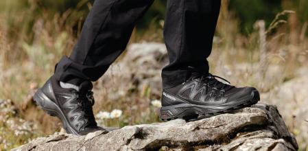Consigue ya tus zapatillas Salomon rebajadas para practicar deportes de montaña