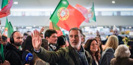 Grandezas y miserias del candidato cuya imagen es su propia campaña