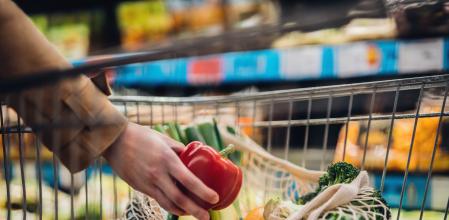 Trabajamos igual, pagamos más: la economía cotidiana vista desde el supermercado<br>