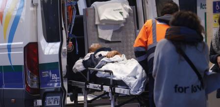 Trasllat d’un dels ferits en l’accident de trens diumenge aCòrdova