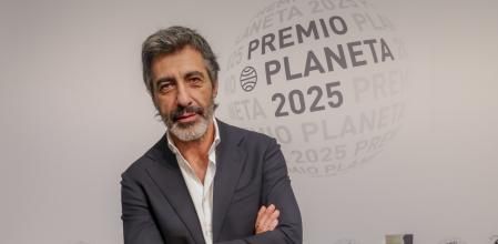 Juan del Val during presentation Planeta awards 2025 winner in Madrid on Tuesday, 4 November 2025.