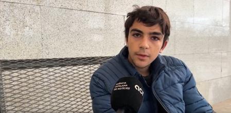 El estudiante Jordi Martínez, afectado por la suspensión del servicio de Rodalies, asegura que el plan alternativo tampoco funciona
