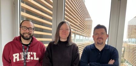 Jose Antonio Sánchez Millán, Aida Serra y Xavier Gallart-Palau, investigadores del IRBLleida y de la Universitat de Lleida