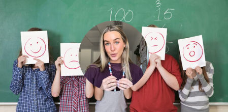 Niños en la escuela con caretas