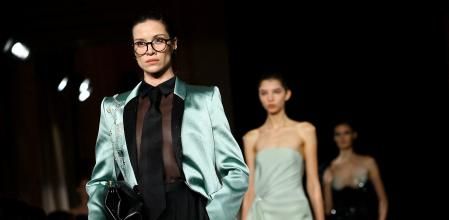 Models present creations for Giorgio Armani Prive Haute Couture Spring/Summer 2026 collection fashion show in Paris, France, January 27, 2026. REUTERS/Sarah Meyssonnier