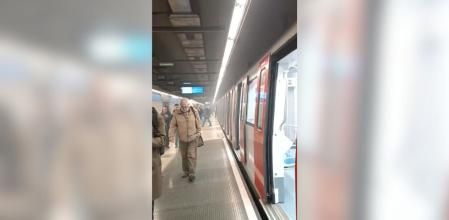 El humo ha obligado a desalojar un metro de la línea 5