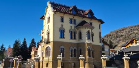 El edificio modernista de Can Roig, en Camprodon, sede del futuro centro&nbsp;