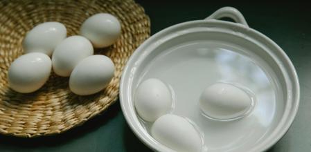 Científicos revelan la fórmula matemática para cocer un huevo a la perfección&nbsp;