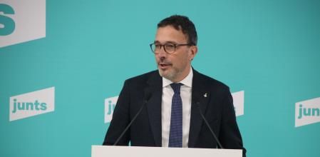 Josep Rius, ayer durante una rueda de prensa en la sede de Junts