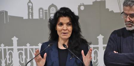 La consellera de limpieza de de Tarragona, Sonia Orts, en rueda de prensa