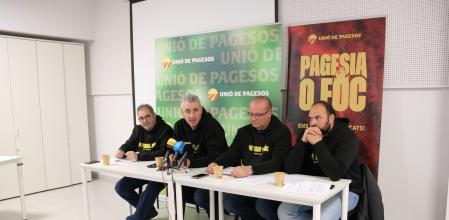 Miembros de Unió de Pagesos, este jueves, en rueda de prensa.