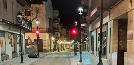 Papeleras arrancadas en Blanes