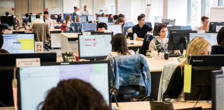 Trabajadores en una oficina