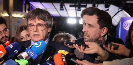 Carles Puigdemont y Toni Comín, tras conocer el fallo del TJUE sobre la inmunidad. Está previsto que el Constitucional resuelva sobre la amnistía en marzo o abril. También lo hará la justicia europea.