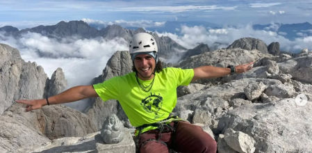 Arnau Martínez trabaja en un proyecto de esquí en Hokkaido, Japón