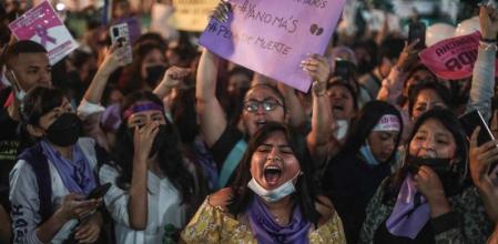 Manifestación en Lima en 2022 exigiendo cadena perpetua para el violador de un menor.