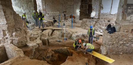 Trabajos de arqueología en la capilla de la Casa de la Misericòrdia