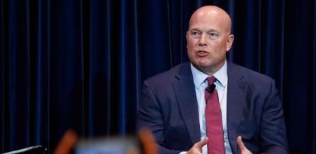 Matthew Whitaker, embajador de EE.UU. ante la OTAN, durante un debate en California este enero