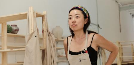 Li Wei llegó a Barcelona hace trece años después de haber vivido en México y África