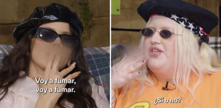 Rosalía y Soy un Pringada fumando durante el podcast