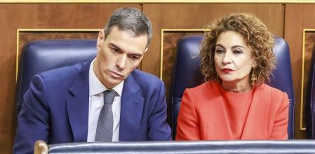 &nbsp;El presidente del Gobierno, Pedro Sánchez, en una comparecencia sobre la crisis ferroviaria tras los accidentes de Adamuz (Córdoba) y Barcelona, con Maria Jesus Montero.&nbsp;