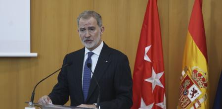 El Rey, este viernes, durante el homenaje al expresidente de Tribunal Constitucional Francisco Tomás y Valiente. en la Universidad Autónoma de Madrid, donde, hace fue 30 años, fue asesinado por ETA 