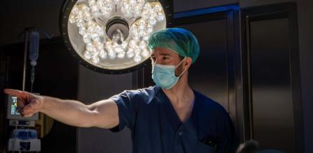 Callejo asegura que durante la intervención el anestesista está pendiente en todo momento del paciente, mucho más de lo que la gente cree