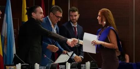 Una alumna se gradúa en ENFAF