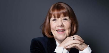 Gisèle Pelicot posando durante una entrevista para la promoción de su libro de memorias