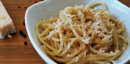 La pasta 'cacio e pepe', una de las más conocidas en Italia