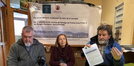 Rueda de prensa de entidades ecologistas contrarias a la planta.